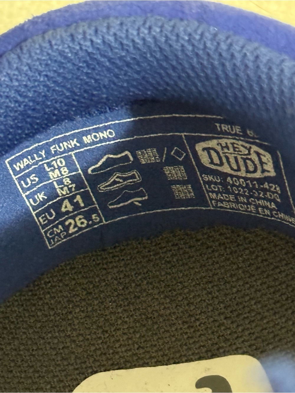 Hey Dude Men's / women’s Blue Casual Slip-On Shoes - Picture 3 of 4